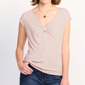 New  LES SEREIN
SS‎ Twist Neckline Knit Top Blush Top